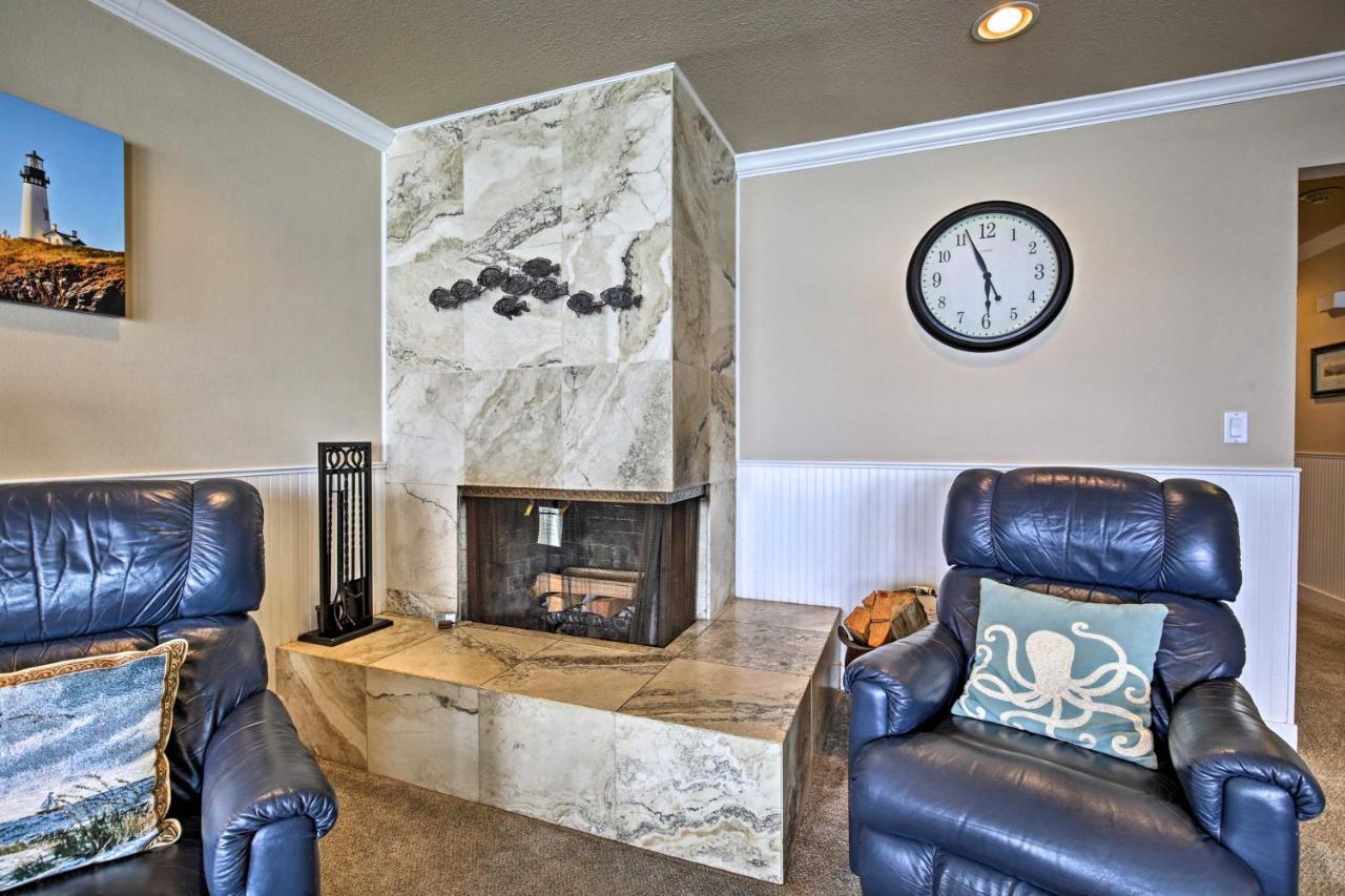 Beachfront Condo With Patio And Views - Walk To Shore! Λίνκολν Σίτι Εξωτερικό φωτογραφία