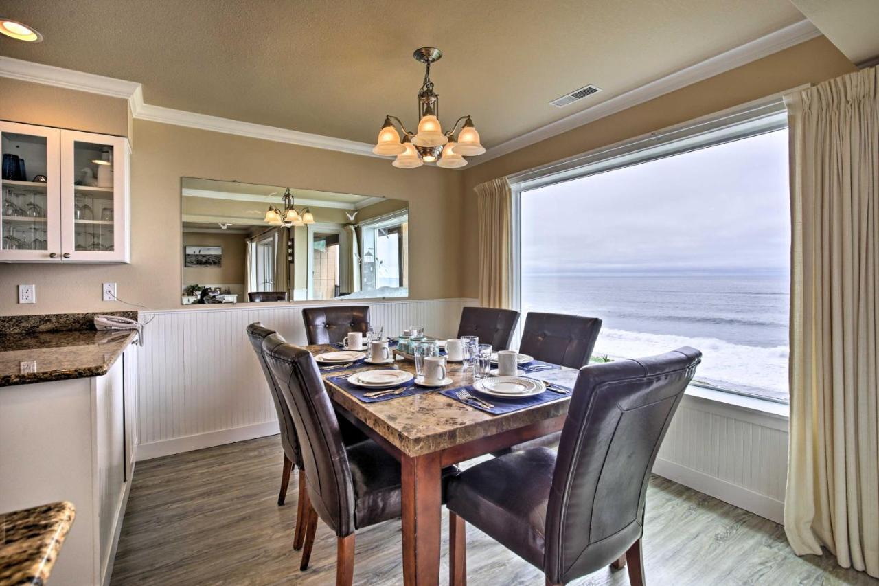 Beachfront Condo With Patio And Views - Walk To Shore! Λίνκολν Σίτι Εξωτερικό φωτογραφία